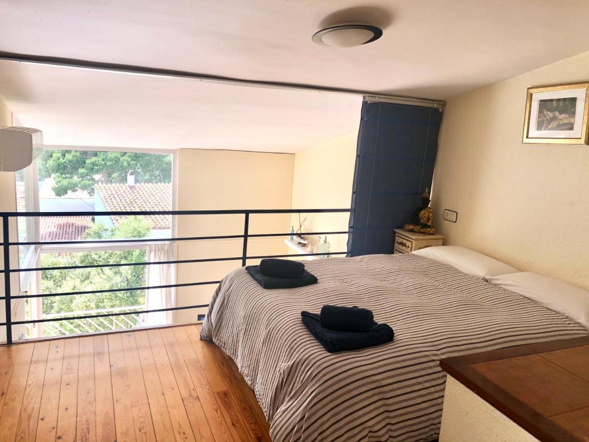 Duplex Deli Apartment Кадакес Екстериор снимка